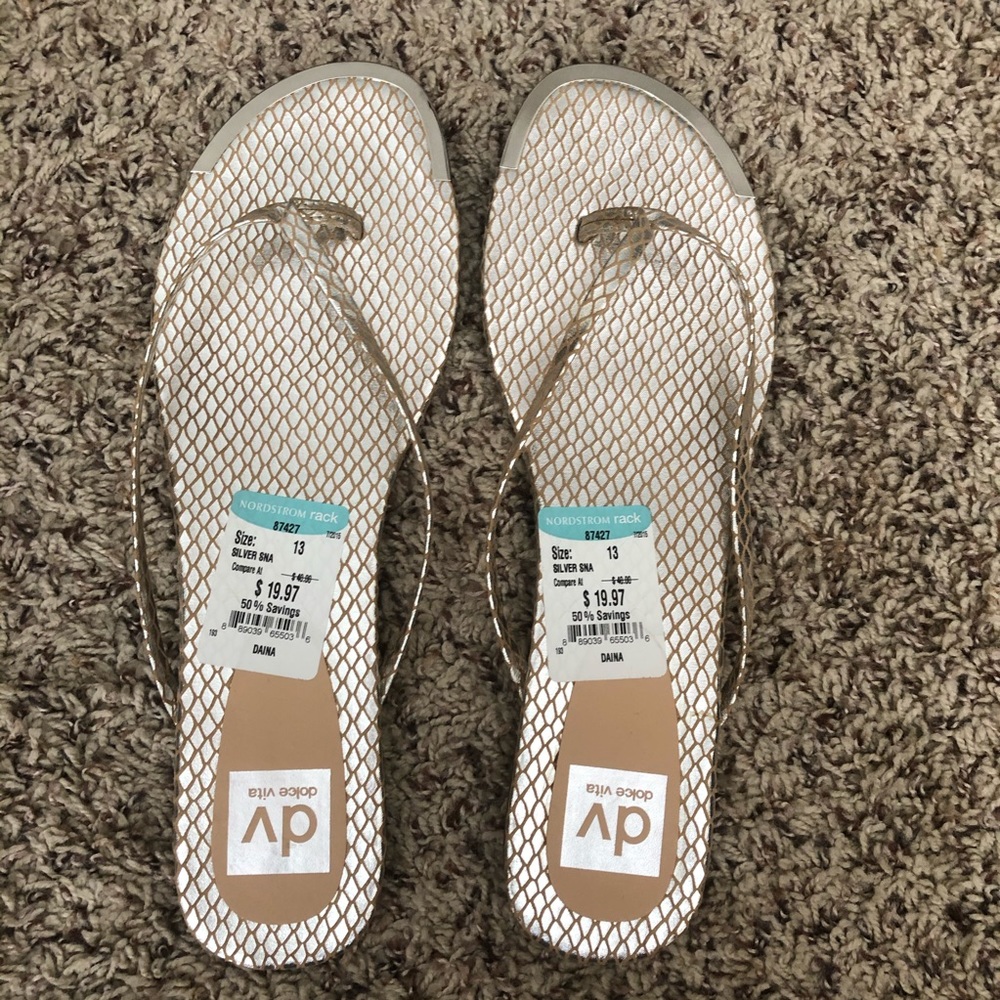 Dolce Vita Silver Flat Sandal - SIZE 13